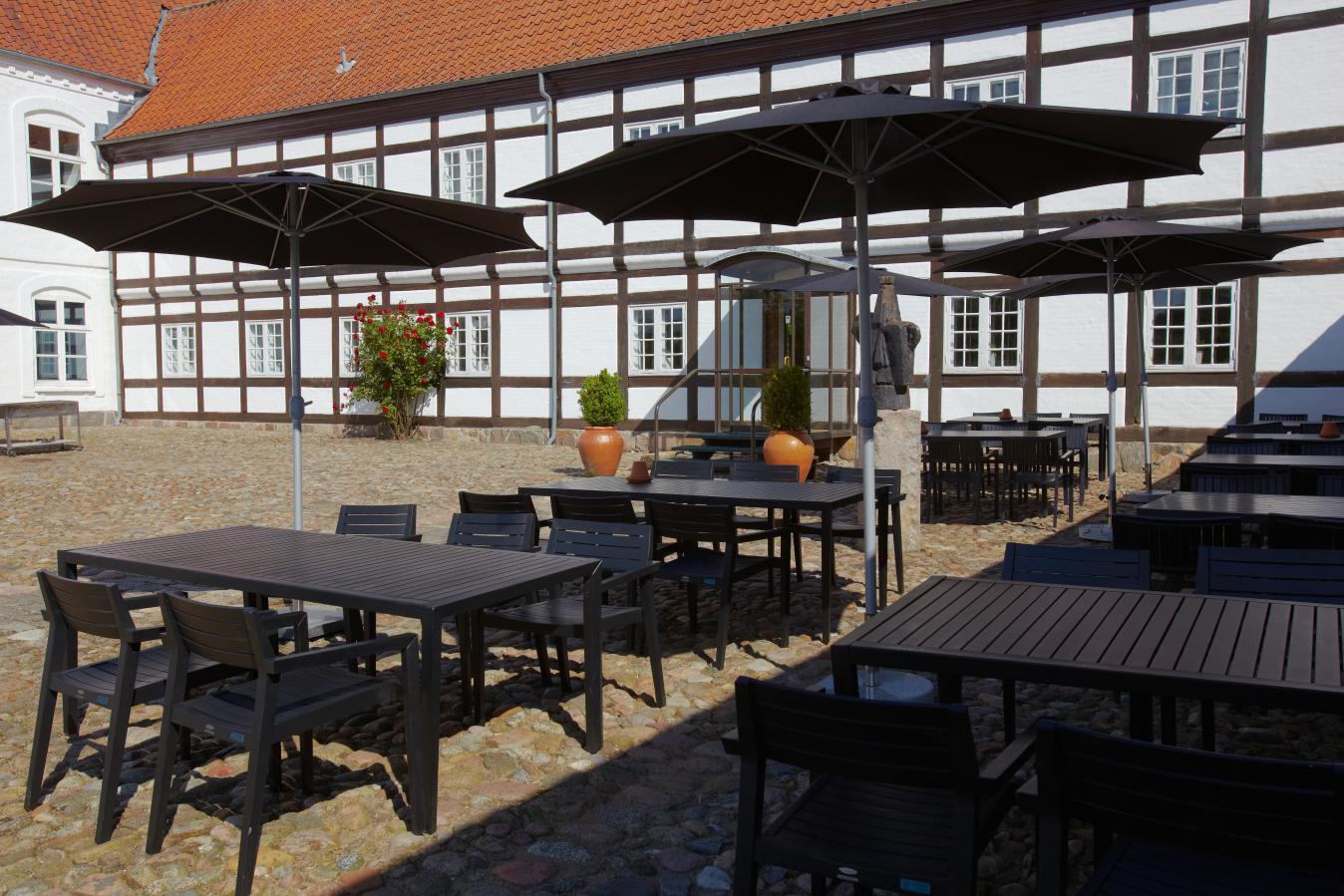 Sommerophold med snacks & 6 serveringer