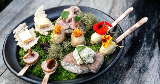 Golfophold med snacks og 6 serveringer