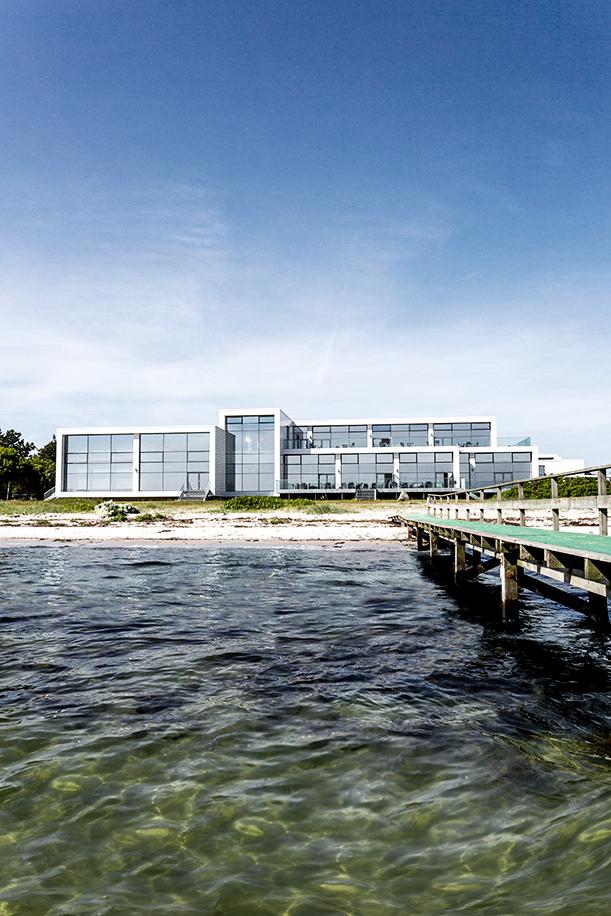 What can you experience at Storebælt?