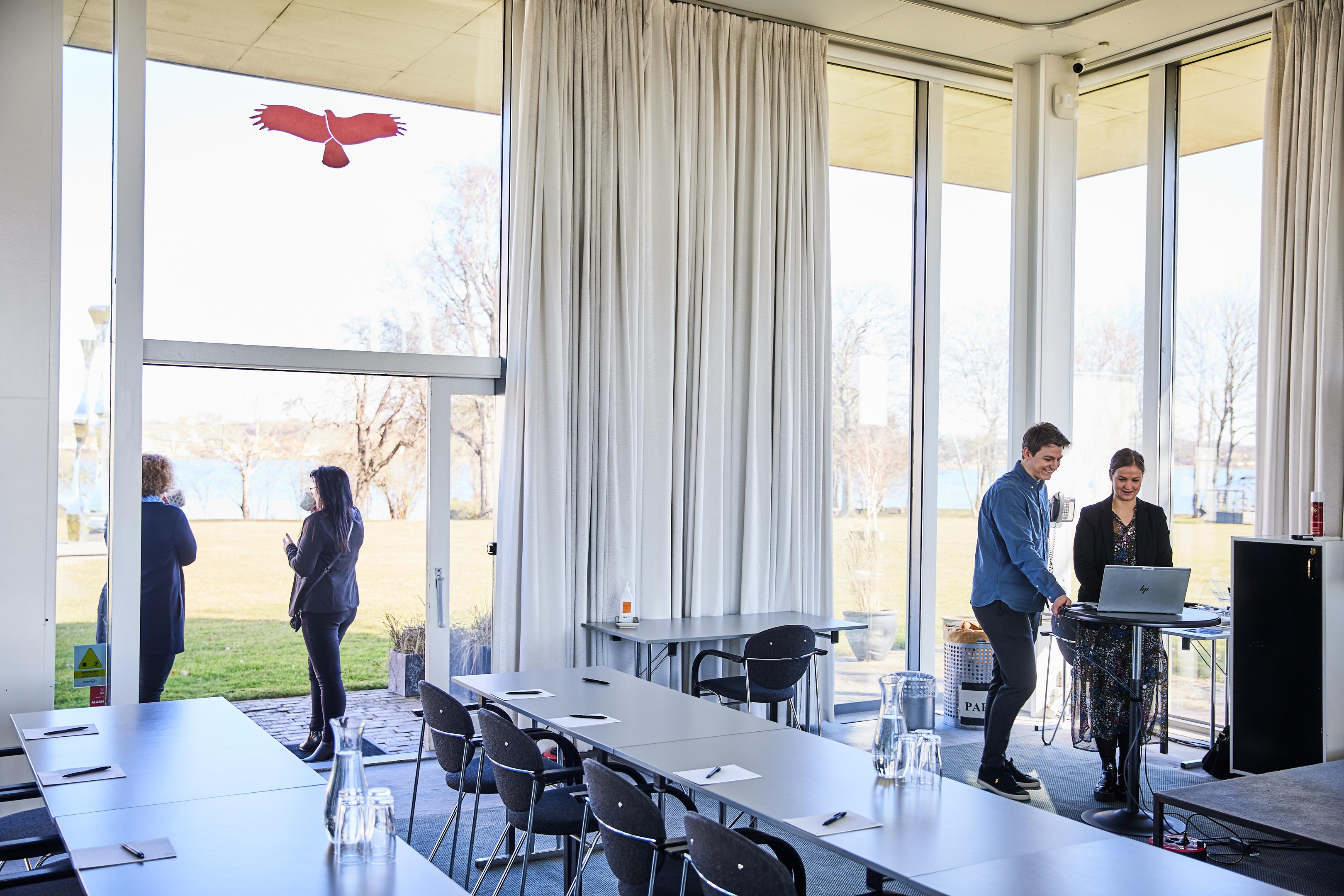 Store konferencelokaler med plads til mange deltagere