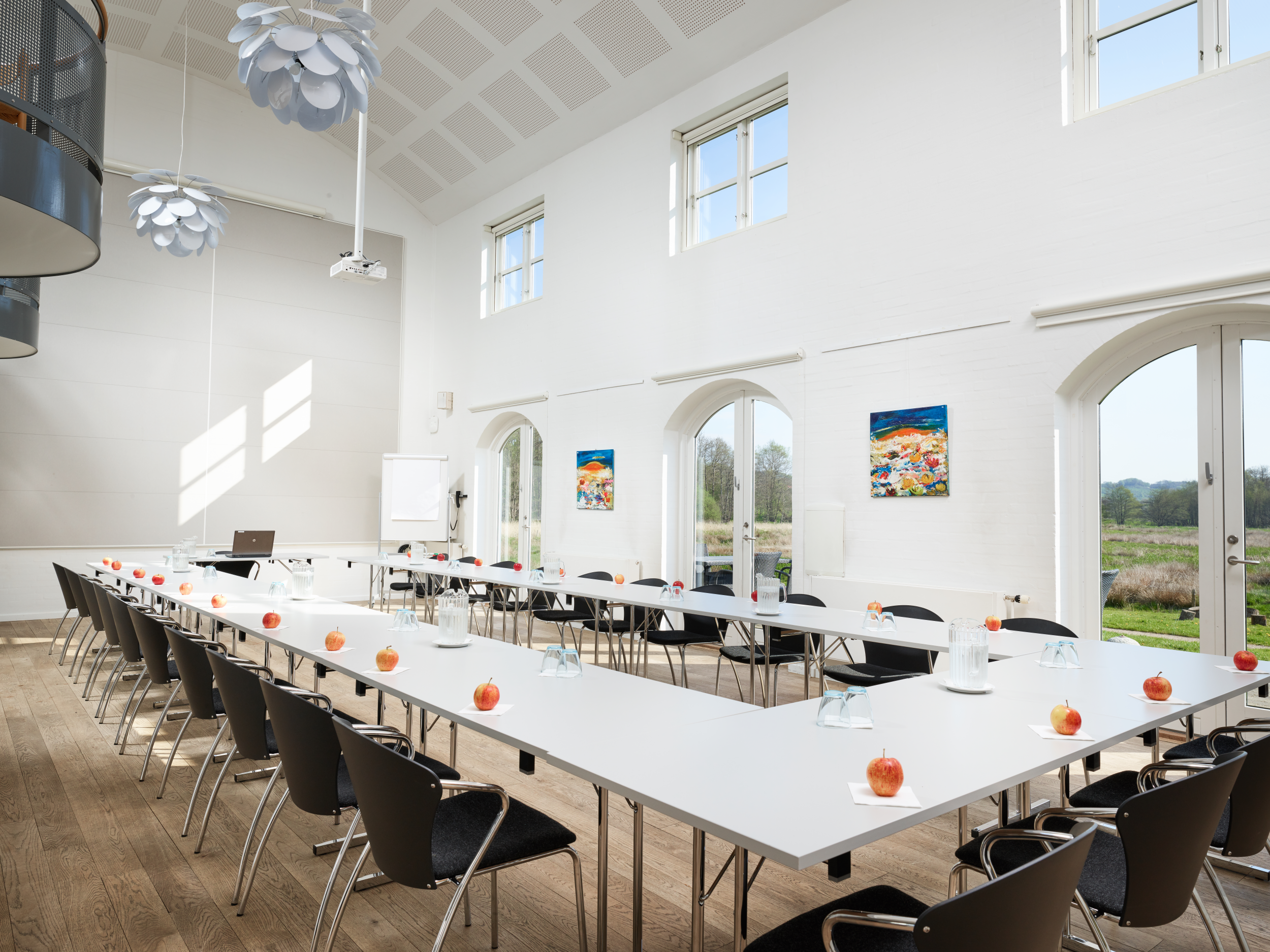 24-hour meeting 08.00-08.00