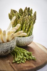 Spring stay with snacks and 3 servings